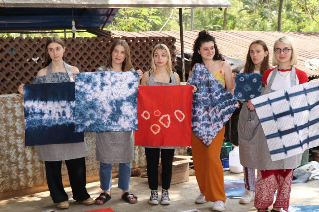 East meets West – French students work on natural fabric dyes in Bengaluru