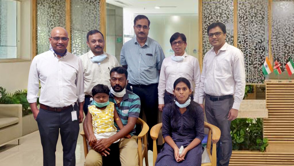 Punyashree with her Parents and Doctors who saved her life