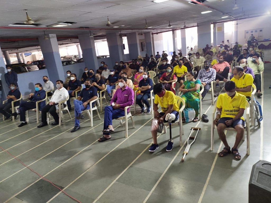 Narayan Seva Sansthan distributed 100 Artificial Limbs in Surat