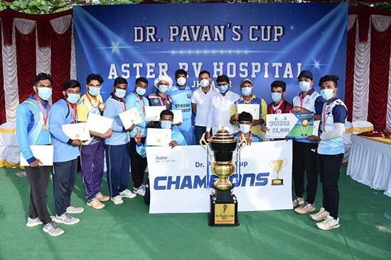 Winner team Photo with Trophy