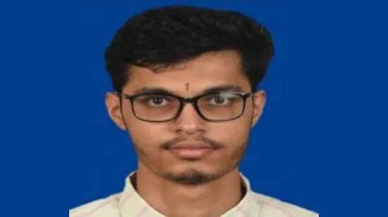 ICAI CA May 2025 Results Declared: Rajan Kabra Tops Final Exam